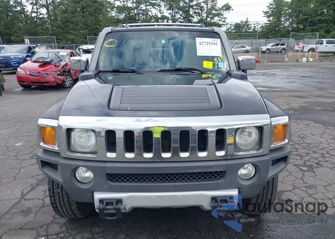 2009 Hummer H3 Suv z USA, uszkodzony, nr VIN 5GTEN13E898101752